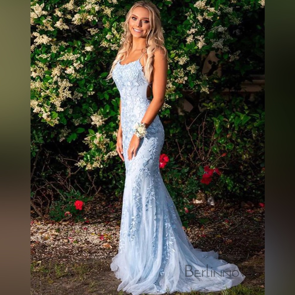 Blue Mermaid Lace Prom Dress